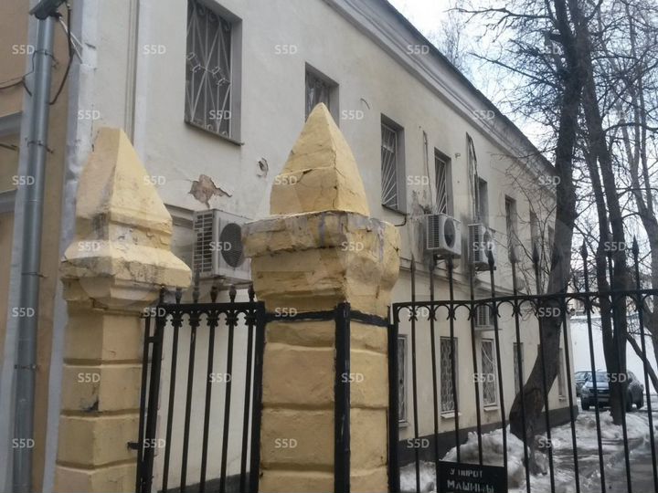 Продам торговое помещение, 1100 м²