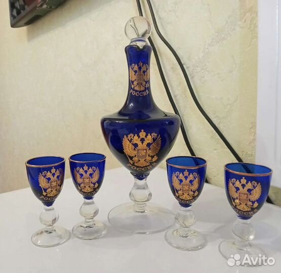 Графин с рюмками Россия
