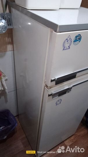 Холодильник бу двухкамерный