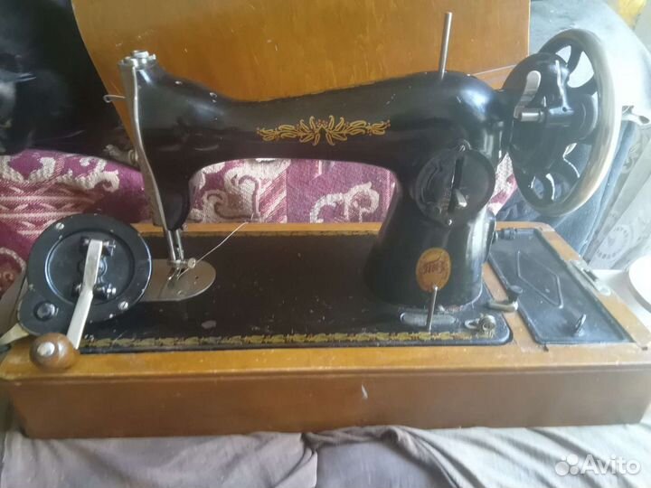 Швейная машинка подольская ручная