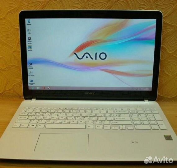 Sony Vaio SVF1521S2RW по запчастям