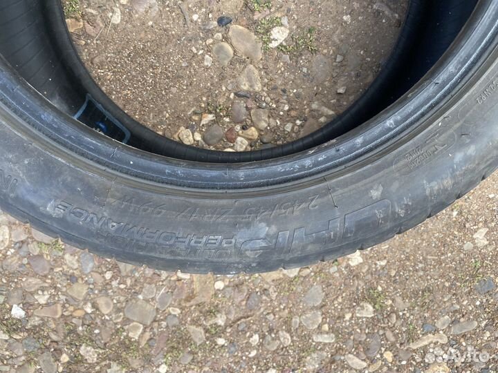 Tigar UHP Ultra High Performance 245/45 R17