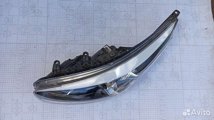 Фара левая Kia ceed 2 диодная 12-18г