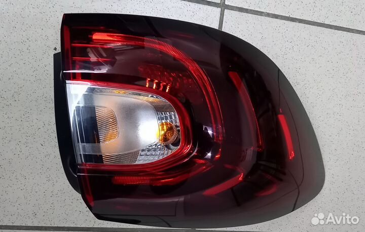 Фонарь задний левый Рено Kaptur