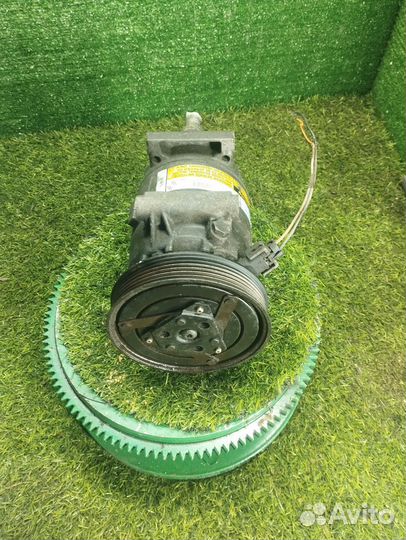 Компрессор кондиционера Renault Megane рест. 2001