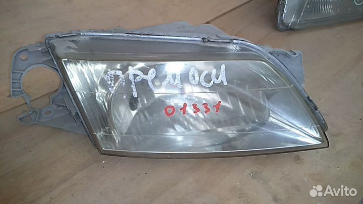 Фара правая Mazda Premacy CP8W 1998