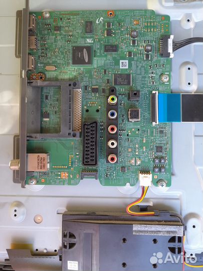 Samsung UE32F4000AW матрица повреждена