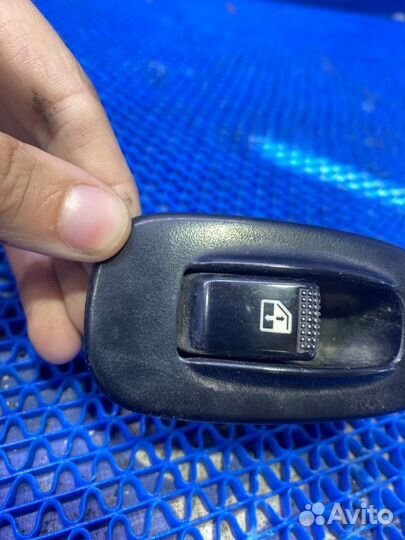 Кнопка стеклоподъемника Kia Spectra седан S6D 2006
