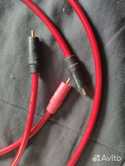 Кабель межблочный Van den Hul, QED