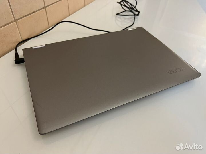 Ноутбук Lenovo yoga 530