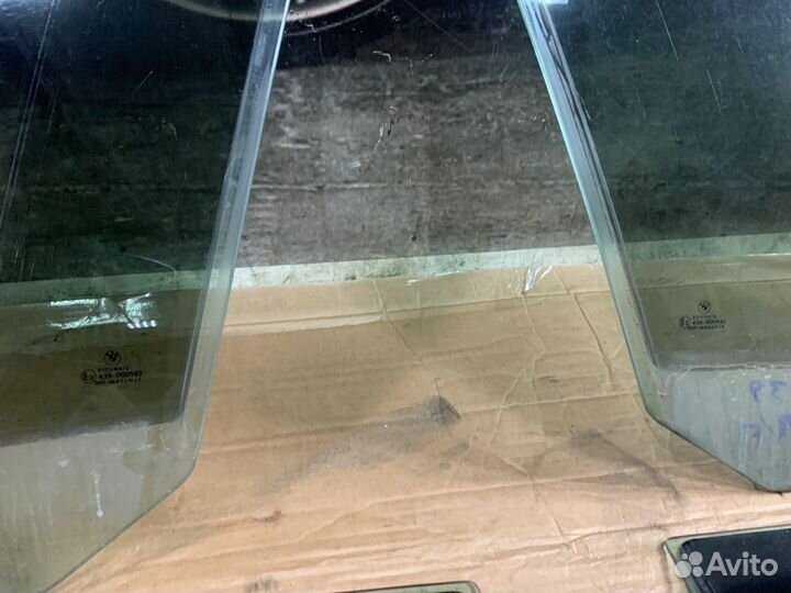 Стёкла дверей комплект BMW 5 E39