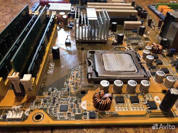 Материнская плата сокет 775