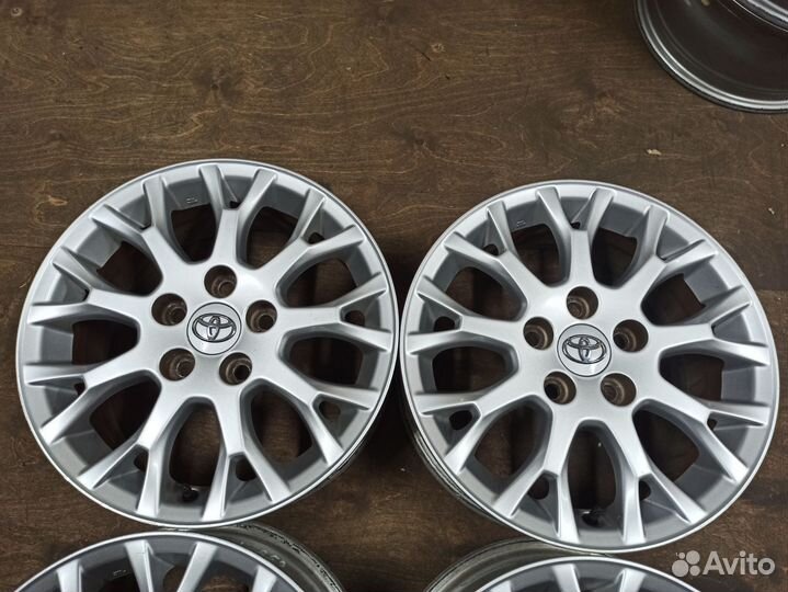 Диски 16 5х114,3 ET45 оригинал Тойота из Японии
