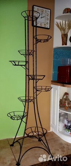 Подставка для цветов напольная металлическая