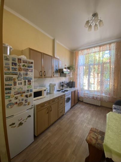 2-к. квартира, 53 м², 4/4 эт.