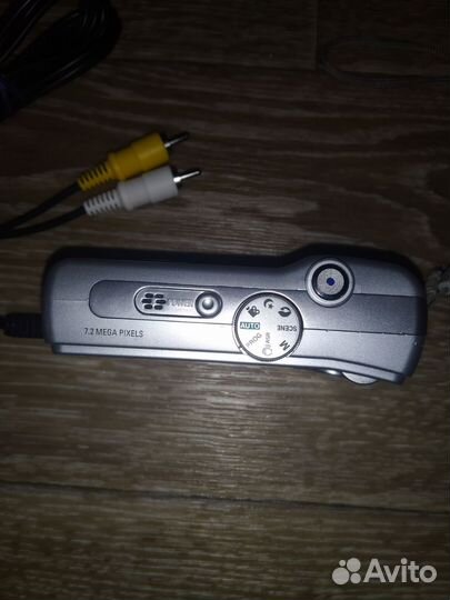 Компактный фотоаппарат Samsung D70 на запчасти