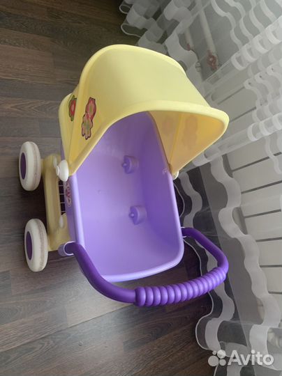 Коляска кукольная и кухня