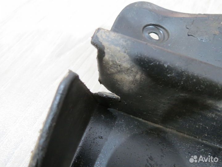 Брызговик задний Volkswagen Polo