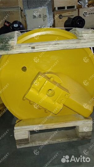 Колесо направляющее для бульдозера