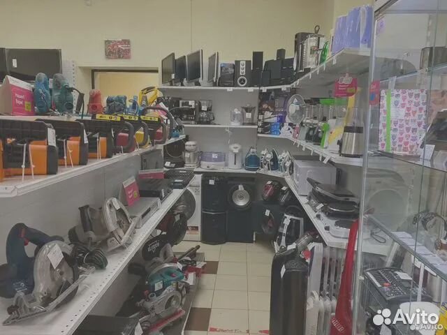 Портативная акустика JBL Boombox (спут)