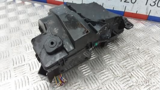 Блок предохранителей renault koleos (1BS25M101)