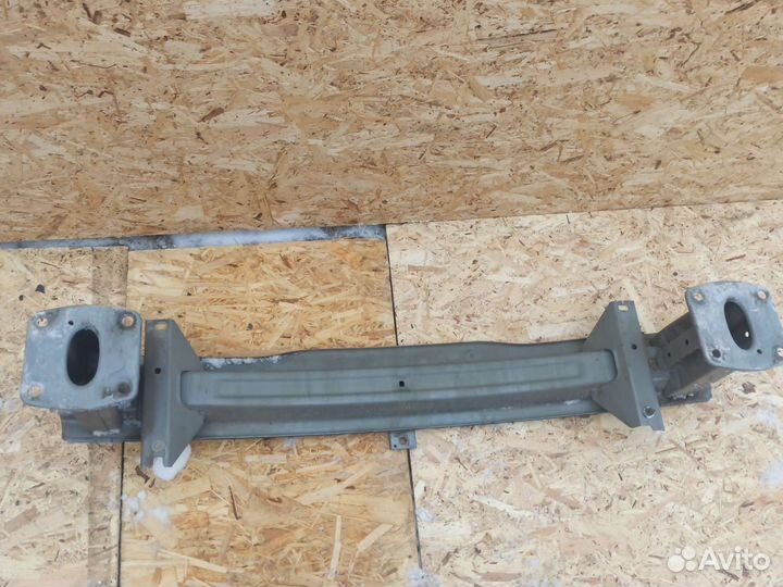 Усилитель переднего бампера Mazda сх-5