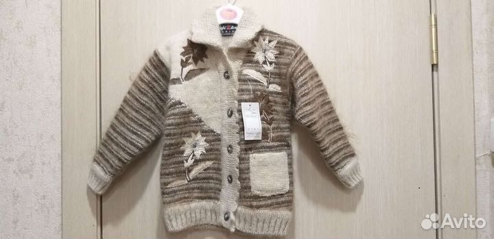 Новый костюм из индийской шерсти на р.92-98