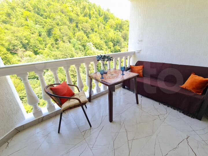 2-к. квартира, 54 м², 12/13 эт.