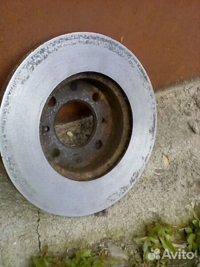 Диск тормозной для Renault 1шт в хорошем сост
