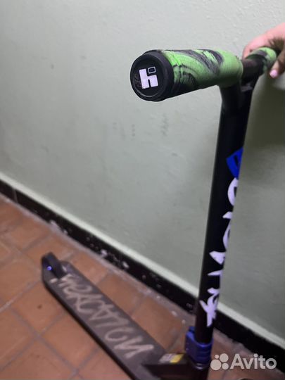 Продам самокат Reaction Stunt 2.0 100 мм