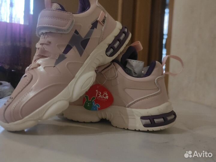 Кроссовки подростковые 37 размер