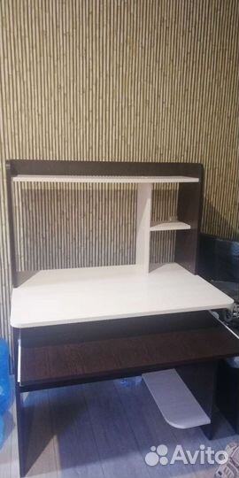Компьютерный стол новый