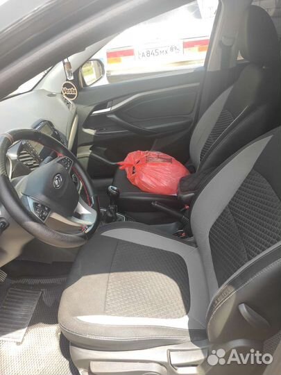 LADA Vesta 1.6 МТ, 2019, 80 000 км