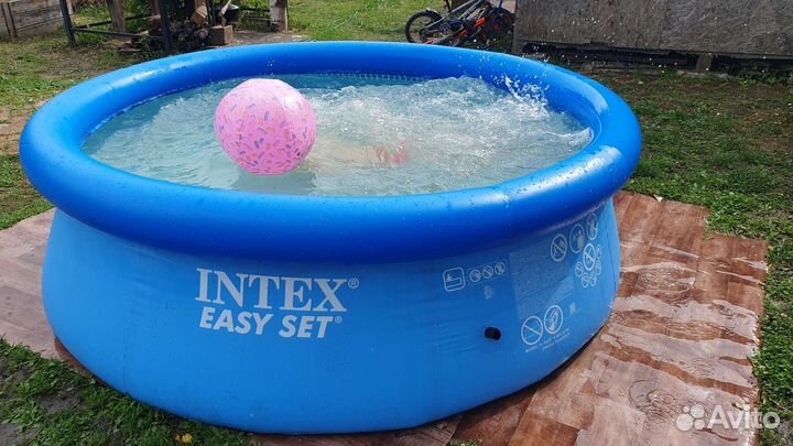 Надувной бассейн intex 244/76