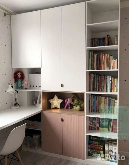 Черный шкаф