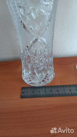 Хрустальная ваза