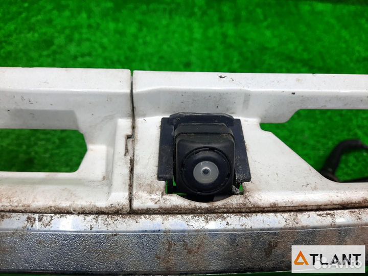 Обшивка двери багажника mazda atenza