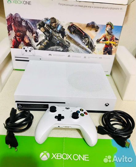 Xbox One S 1Тб + GTA 5,Ведьмак 3,MortalKombat 11