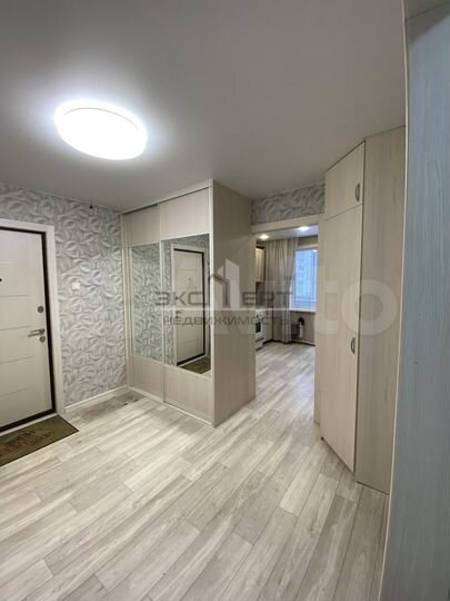 2-к. квартира, 54 м², 5/5 эт.