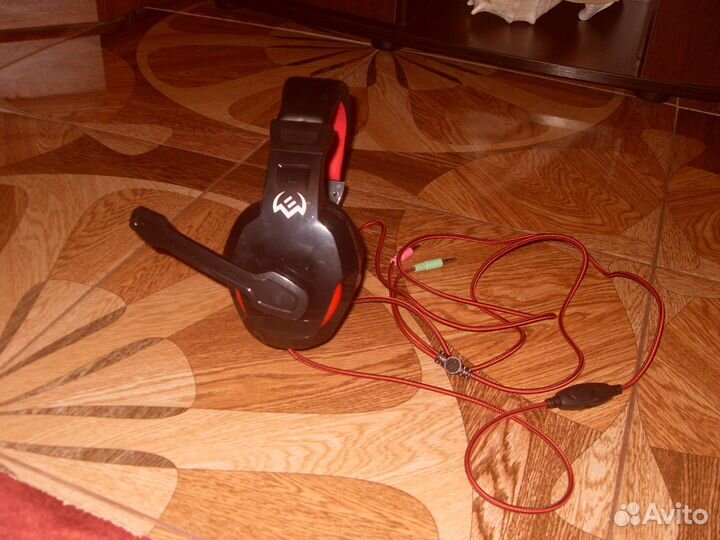 Игровые наушники с микрофоном