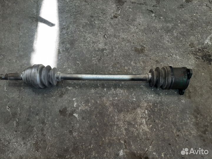 Привод задний левый