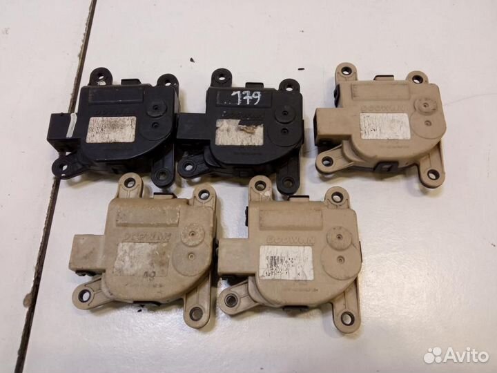 Сервопривод заслонок печки Kia Quoris KH 2012-2016