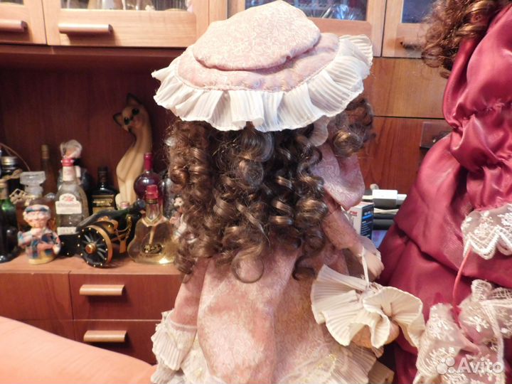 Фарфоровая коллекционная кукла, 43 см