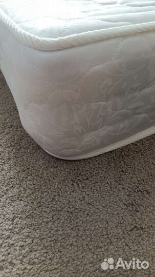 Матрас 180/200 б/у