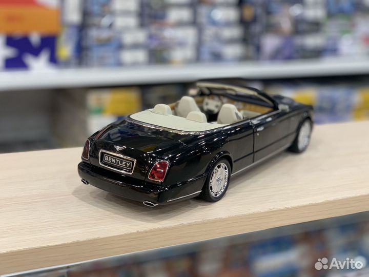 Bentley Azure 2006 Black 1:18