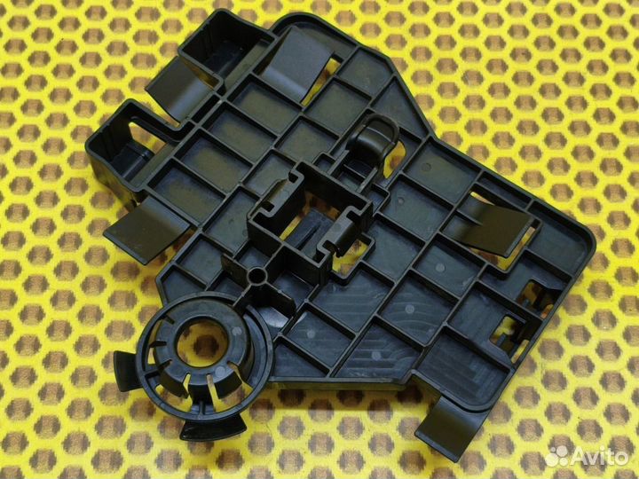 Кронштейн блока управления АКПП Volkswagen