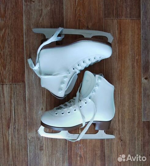 Коньки детские bladerunner 28-30