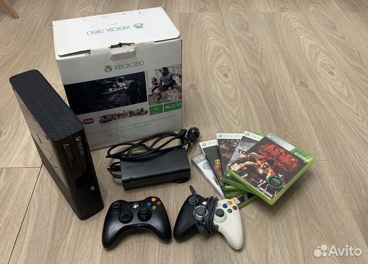 Xbox 360 Е + 250 гб. + игры