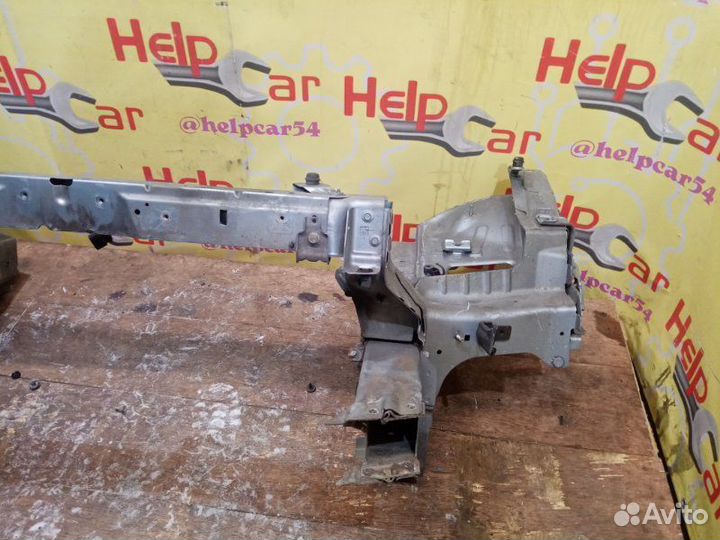 Рамка радиатора Opel Insignia G09 A18XER 2010