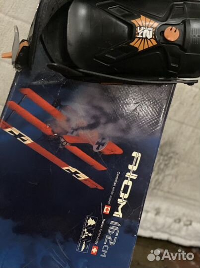 Сноуборд atom креплением,ботинками